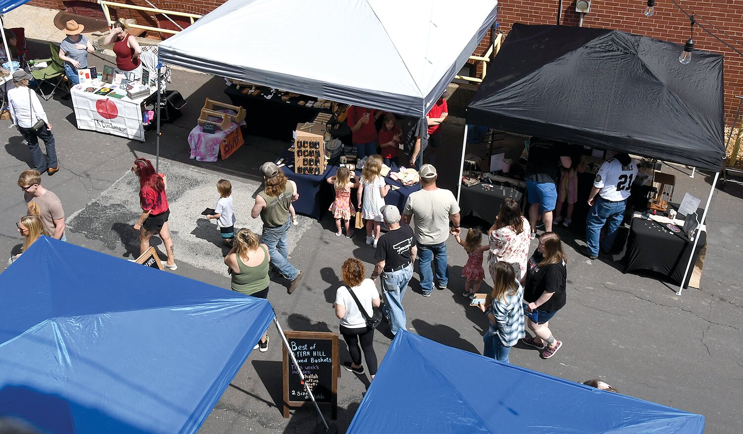 Farmers Market Opens Season In Hillsboro The Journal News